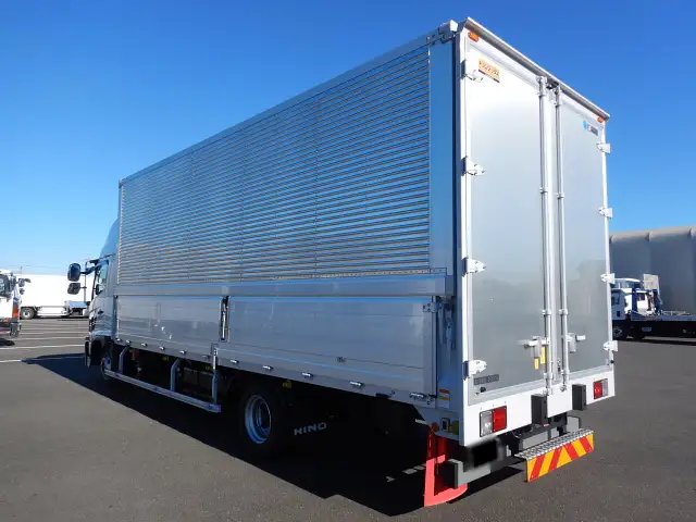 日野 レンジャー 中型/増トン ウイング エアサス ベッドの中古トラック画像5