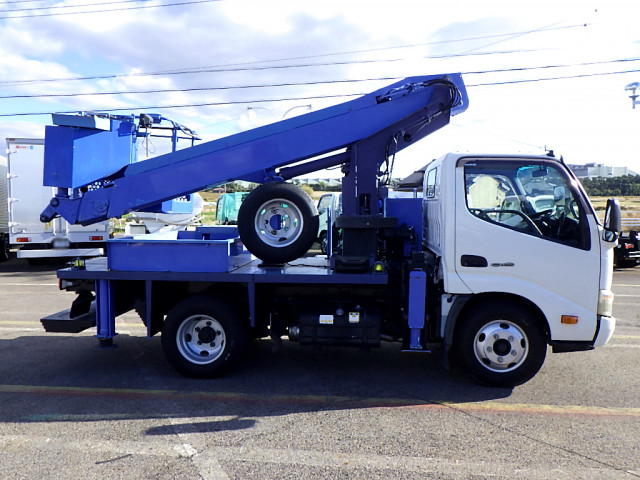 日野 デュトロ 小型 高所・建柱車 高所作業車 TKG-XZU600X の 日野 デュトロ 小型 高所・建柱車 高所作業車 TKG-XZU600X の