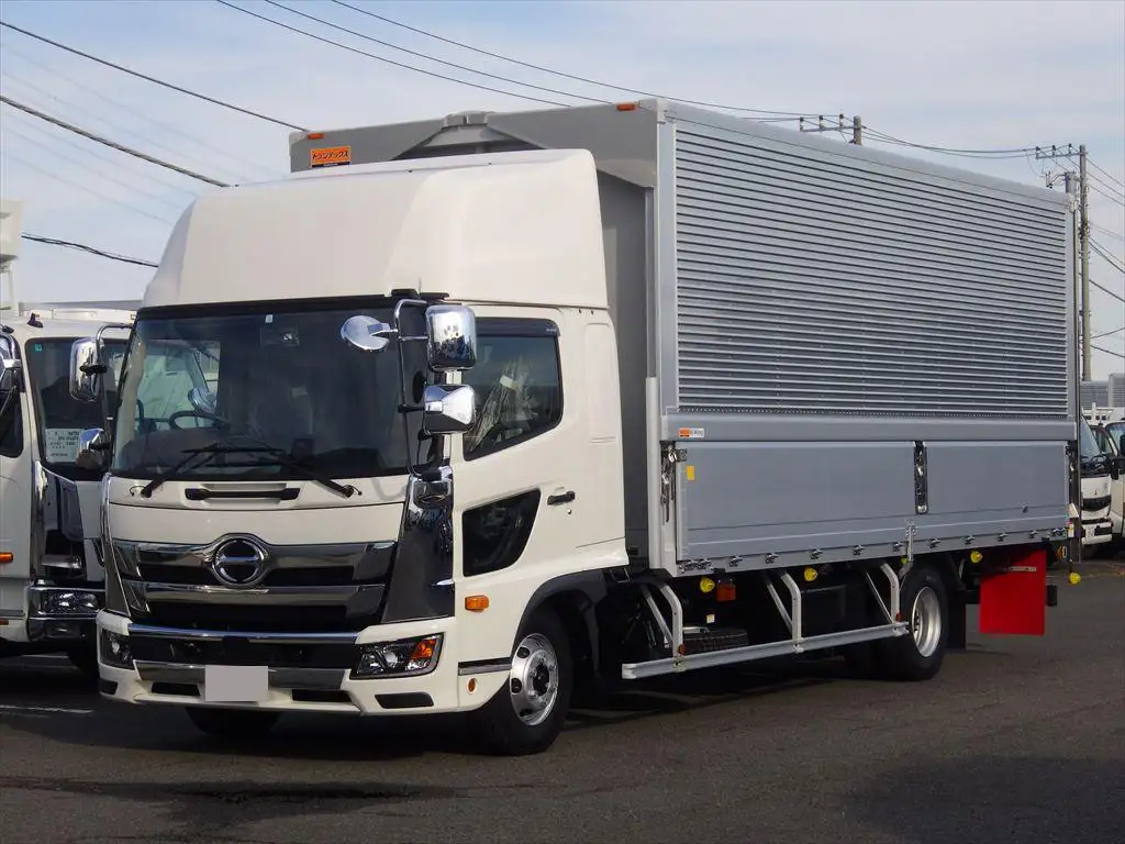 日野 レンジャー 中型/増トン ウイング エアサス ベッドの中古トラック画像1