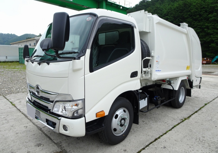 三菱 ファイター 中型/増トン 平ボディ アルミブロック ベッド の中古トラック【車両No.165801】