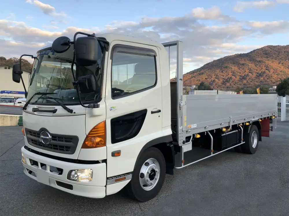 日野 レンジャー 中型/増トン 平ボディ アルミブロック ADG-FC7JJWAの中古トラック画像1