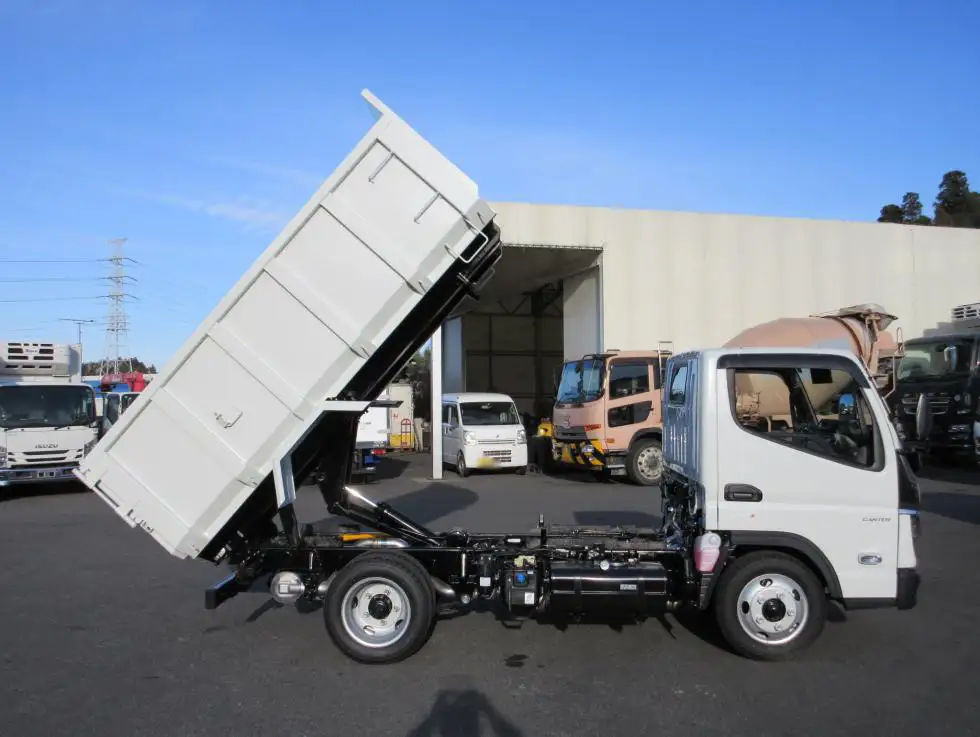 三菱 キャンター 小型 ダンプ 土砂禁 2RG-FBA30の中古トラック画像4
