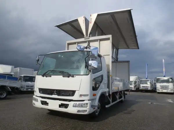 三菱 ファイター 中型/増トン ウイング ベッド TKG-FK61Fの中古トラック画像1