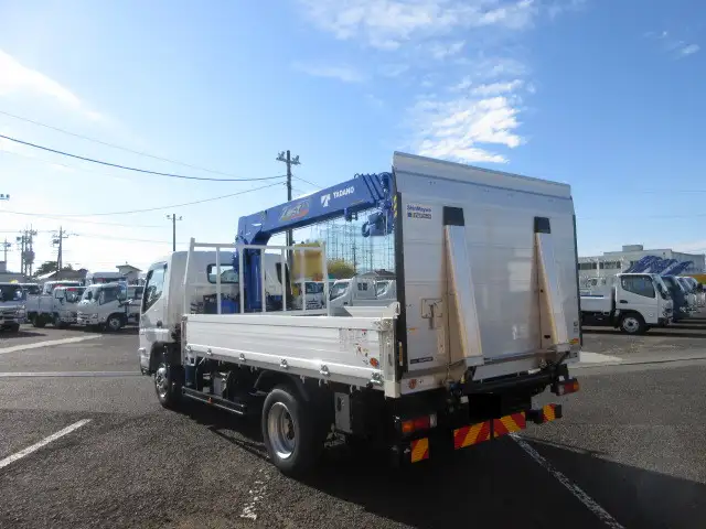 三菱 キャンター 小型 クレーン付 パワーゲート アルミブロックの中古トラック画像4