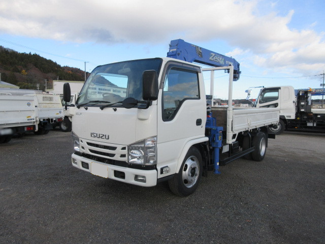 いすゞ エルフ 小型 クレーン付 4段 ラジコン｜画像1