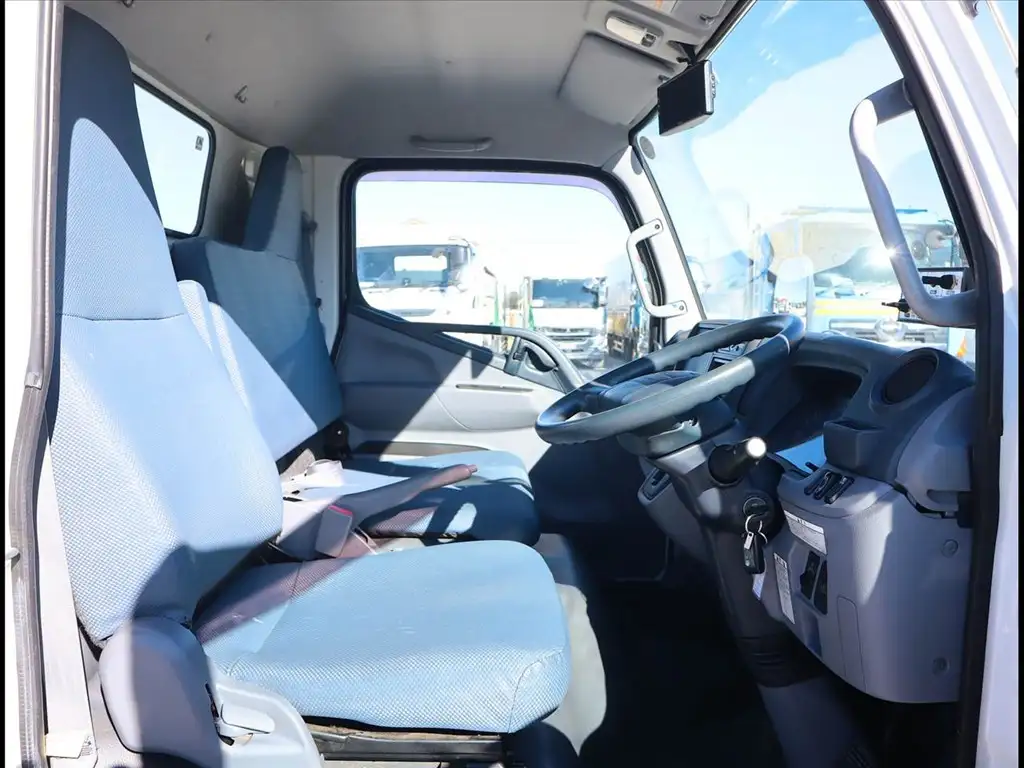 三菱 キャンター 小型 パッカー車 巻き込み式 回転ダンプ式の中古トラック画像10
