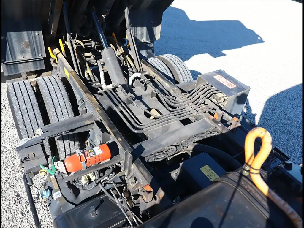 三菱 キャンター 小型 パッカー車 巻き込み式 回転ダンプ式の中古トラック画像像17