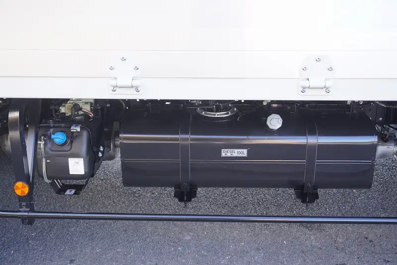 三菱 キャンター 小型 ウイング 2RG-FEB80 R5の中古トラック画像14