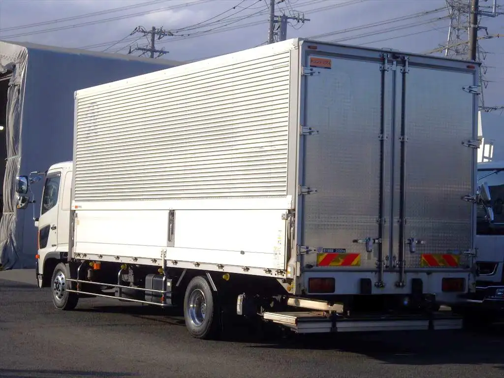 日野 レンジャー 中型/増トン ウイング パワーゲート 床鉄板の中古トラック画像4