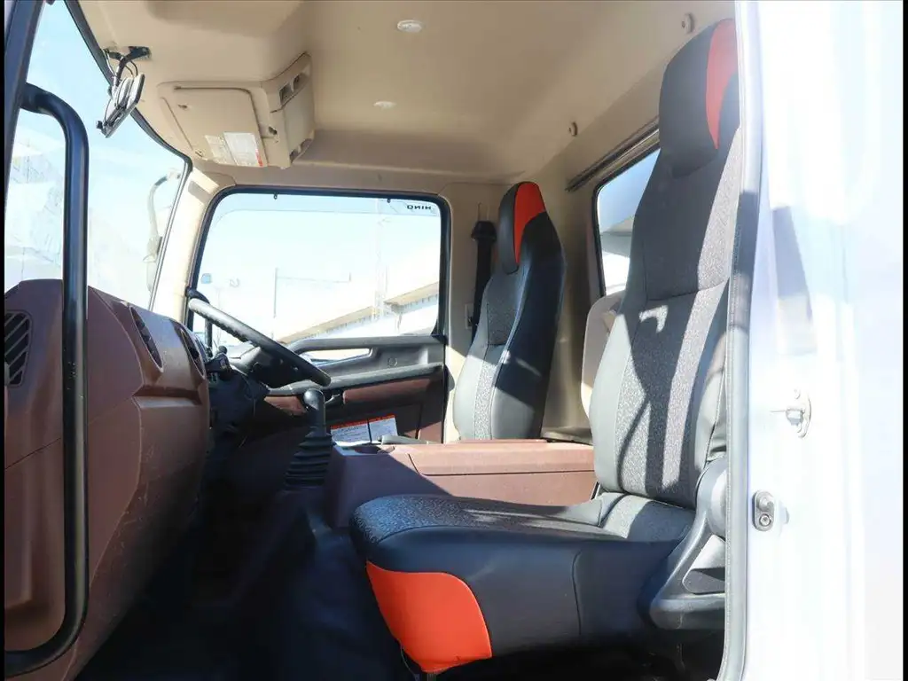 日野 レンジャー 中型/増トン クレーン付 アルミブロック 6段の中古トラック画像13