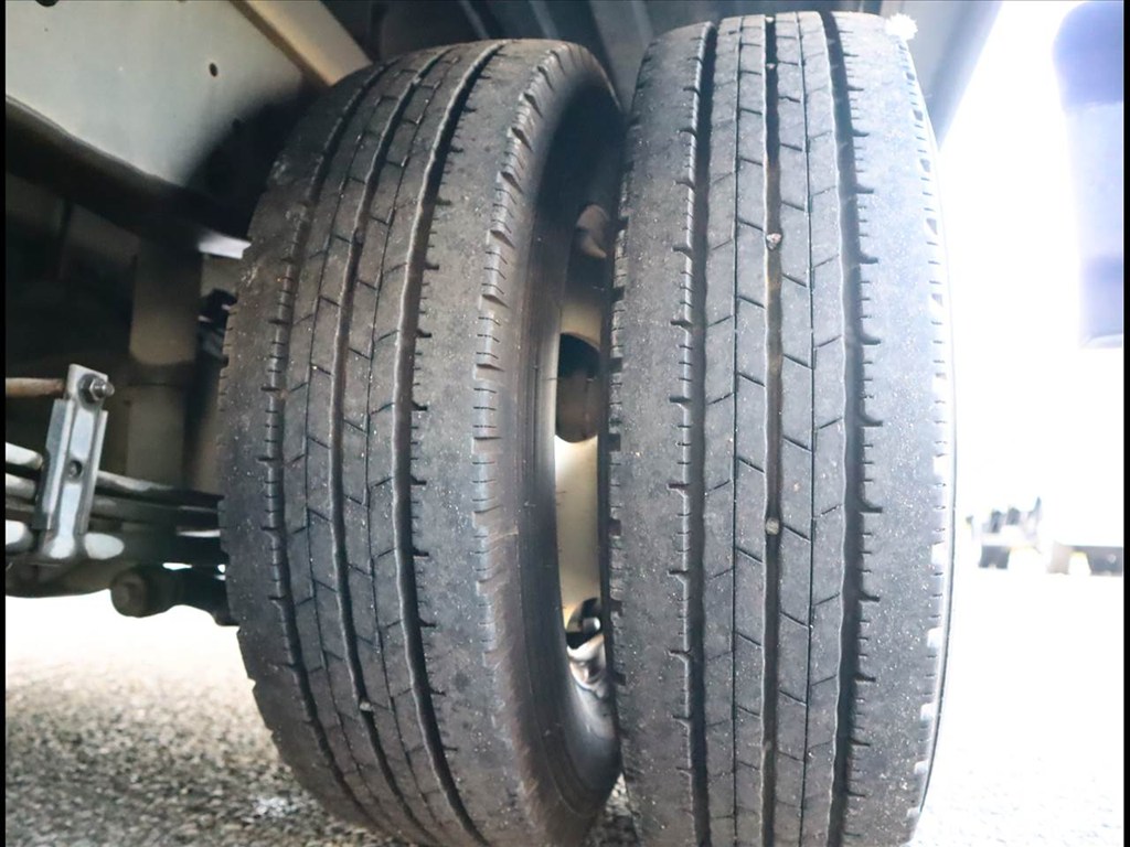 日野 デュトロ 小型 アルミバン セミロング TKG-XZC645M の中古