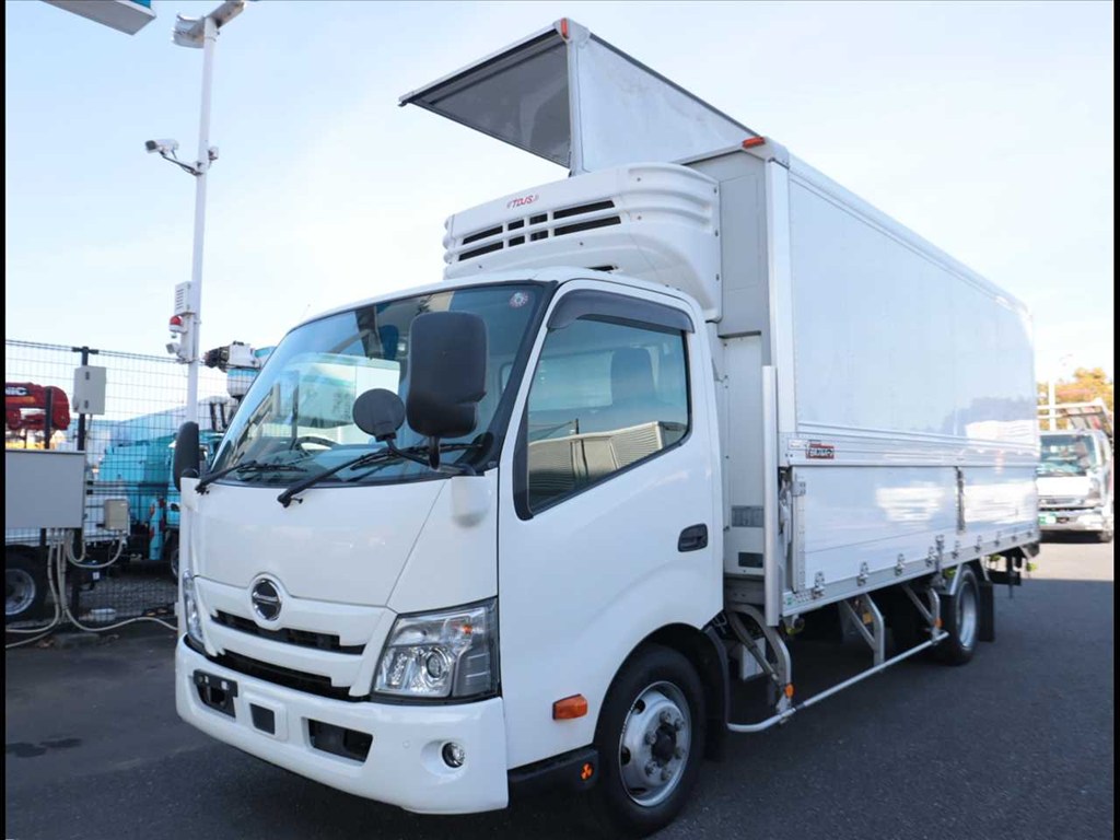 日野 デュトロ 小型 冷凍冷蔵 超ロング