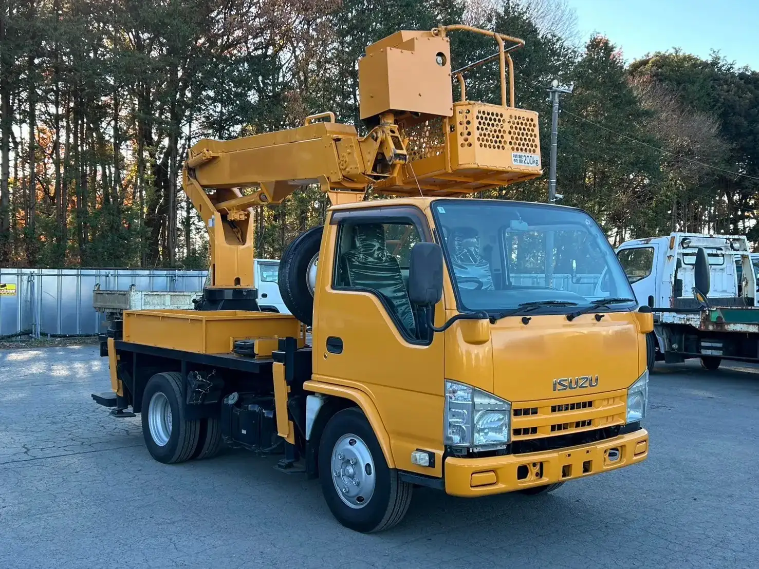 【公式】フジのお歳暮・冬ギフト - WEBカタログ掲載中 いすゞ エルフ の中古 TKG-NKR85N 高所作業車 高所・建柱車 小型 和書