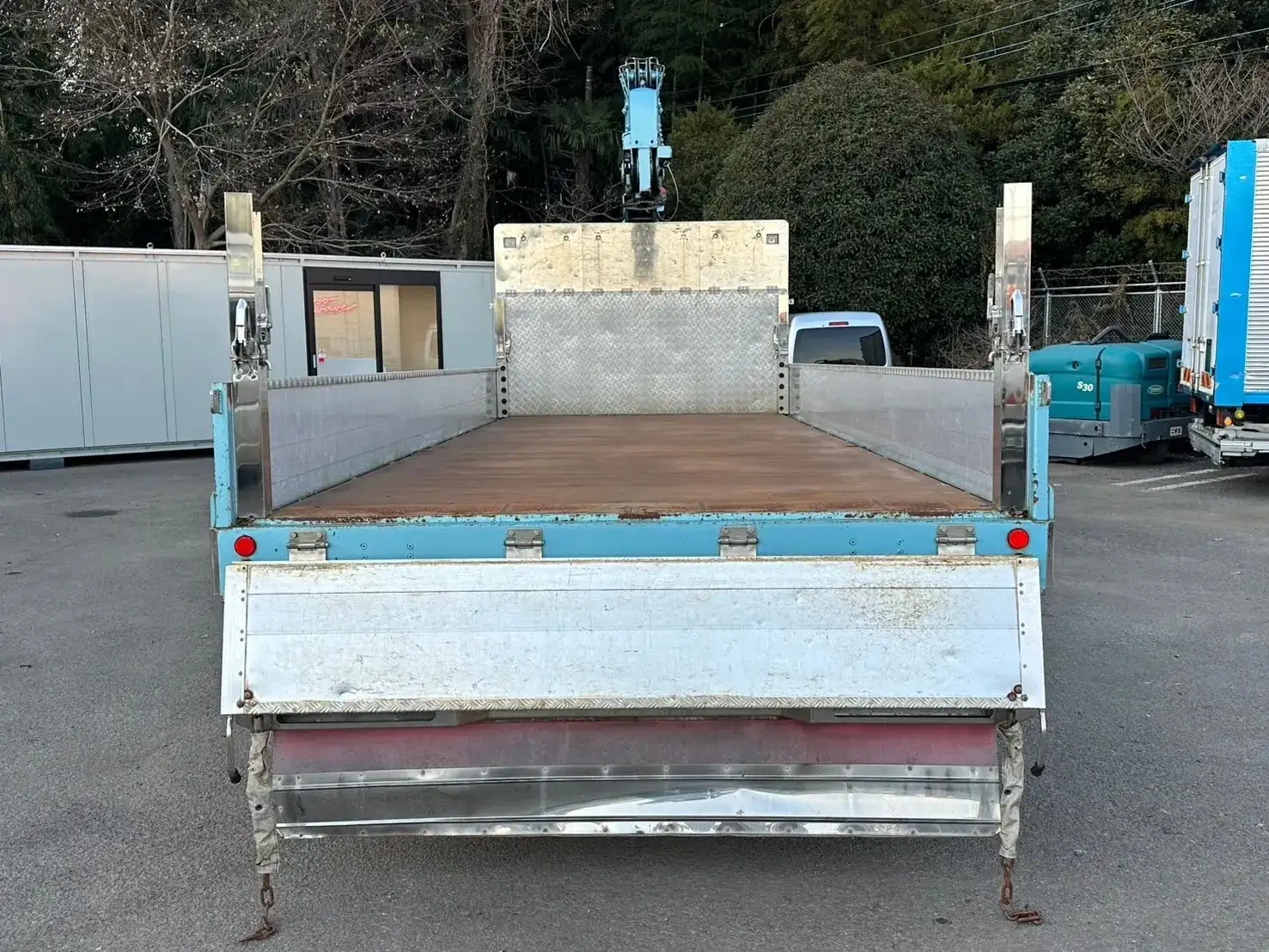 三菱 ファイター 中型/増トン クレーン付 床鉄板 アルミブロックの中古トラック画像4