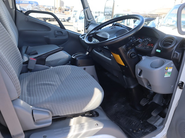トヨタ ダイナ 小型 アルミバン サイドドア TKG-XZC605の中古トラック画像12