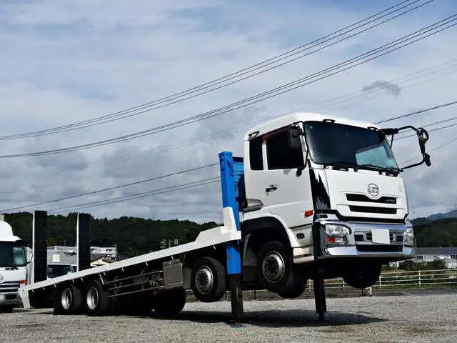日産UD クオン 大型 車両重機運搬 ラジコン ウインチの中古トラック画像1
