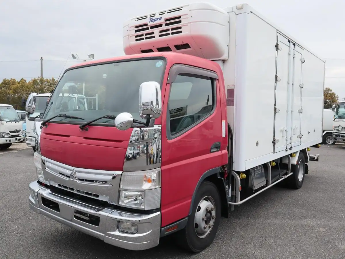 三菱 キャンター 小型 冷凍冷蔵 中温 パワーゲートの中古トラック画像1