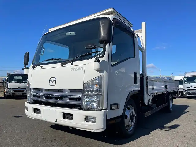 マツダ タイタン 小型 平ボディ TKG-LPR85AR H26の中古トラック画像1