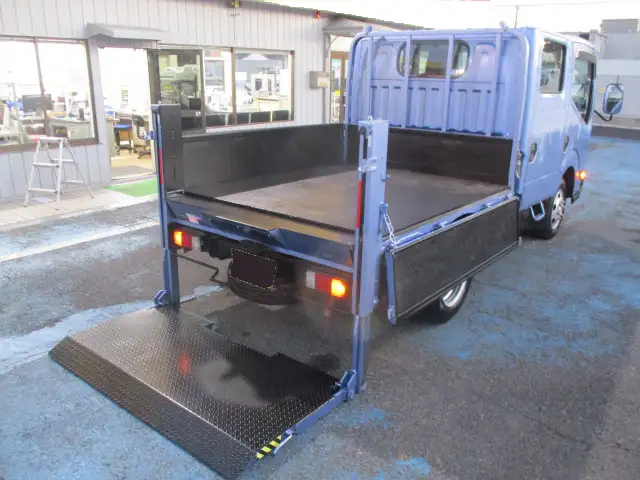 日産 アトラス 小型 平ボディ Wキャブ パワーゲートの中古トラック画像6