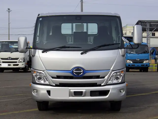 日野 デュトロ 小型 平ボディ 床鉄板 2SG-XKU712Mの中古トラック画像2