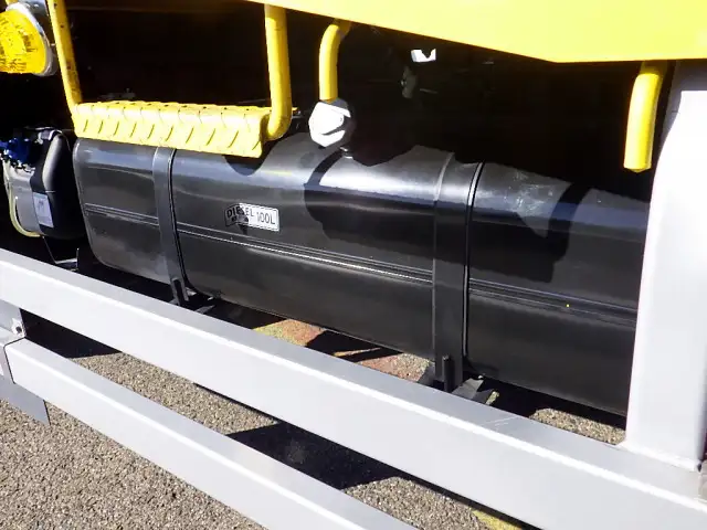 三菱 キャンター 小型 クレーン付 床鉄板 4段の中古トラック画像16