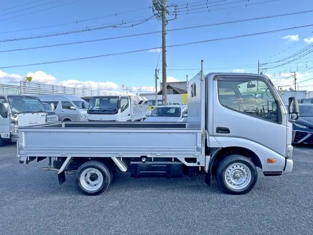 トヨタ ダイナ 小型 平ボディ ABF-TRY220 H28の中古トラック画像2