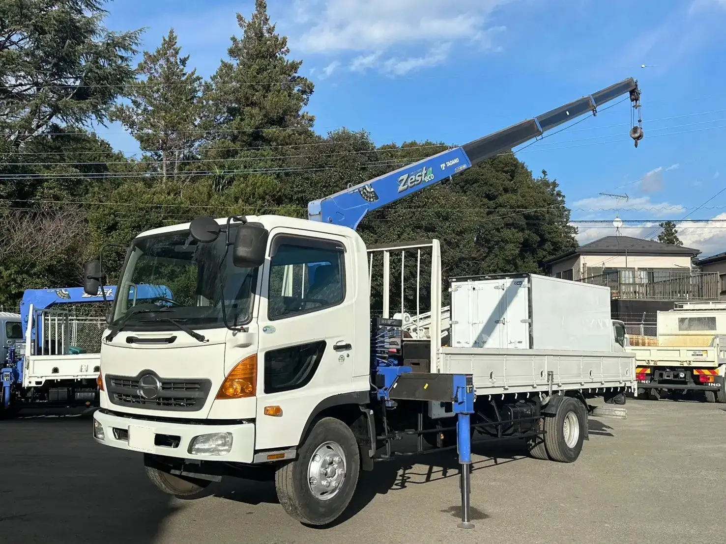 日野 レンジャー 中型/増トン クレーン付 4段 ラジコンの中古トラック画像1