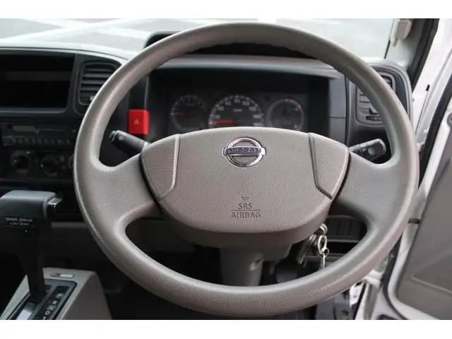 日産 アトラス 小型 平ボディ Wキャブ の中古トラック画像8