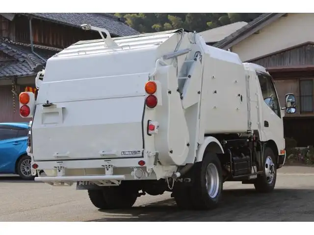 日野 デュトロ 小型 パッカー車 巻き込み式 回転ダンプ式の中古トラック画像2