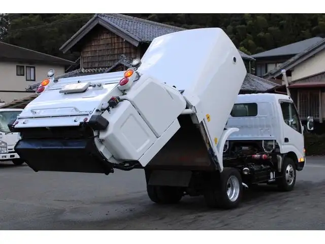 日野 デュトロ 小型 パッカー車 巻き込み式 回転ダンプ式の中古トラック画像4