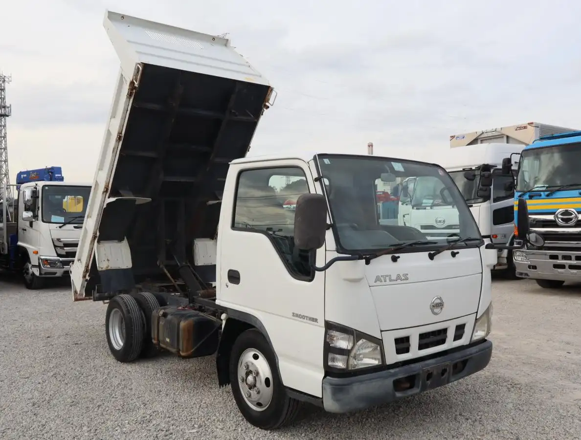日産 アトラス 小型 ダンプ 強化 PB-AKR81ADの中古トラック画像2