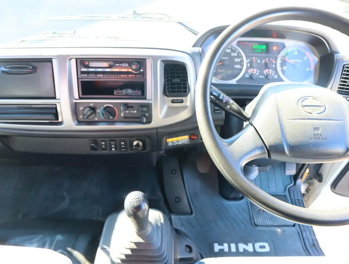 日野 レンジャー 中型/増トン クレーン付 4段 ラジコンの中古トラック画像16