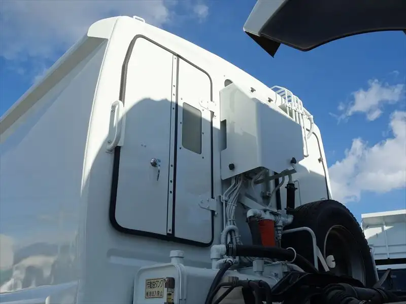 三菱 ファイター 中型/増トン パッカー車 プレス式 PDG-FK71Rの中古トラック画像10