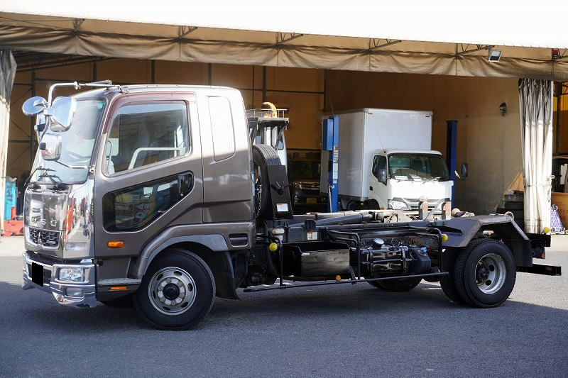 三菱 ファイター 中型/増トン アームロール TKG-FK61F