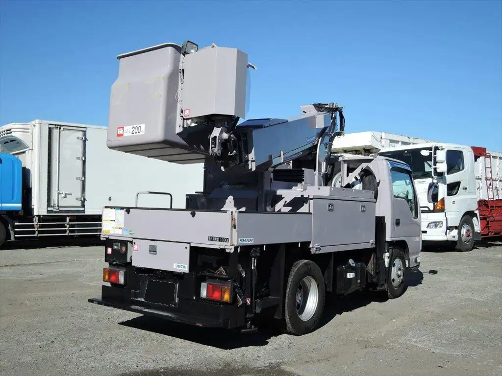 いすゞ エルフ 小型 高所・建柱車 高所作業車 電工仕様の中古トラック画像3