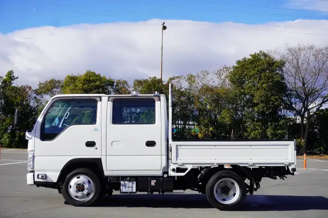 マツダ タイタン 小型 平ボディ Wキャブ 床鉄板の中古トラック画像5
