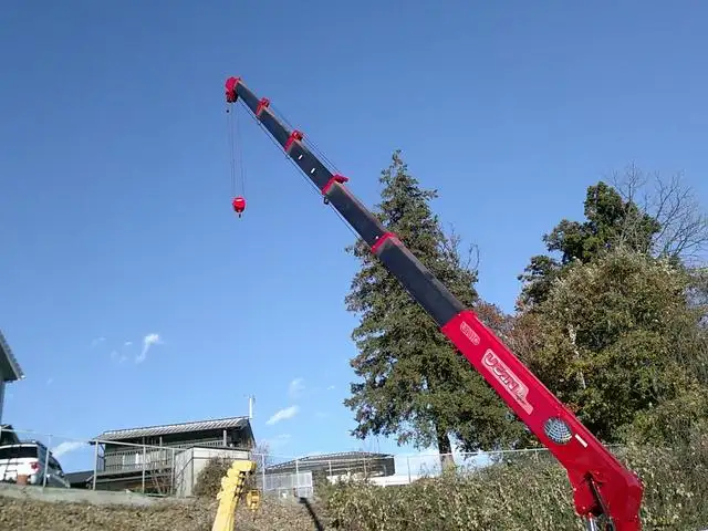 いすゞ エルフ 小型 クレーン付 6段 ラジコンの中古トラック画像9