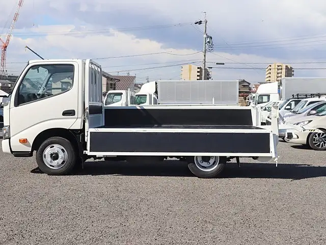 トヨタ ダイナ 小型 平ボディ パワーゲート TPG-XZU605の中古トラック画像7