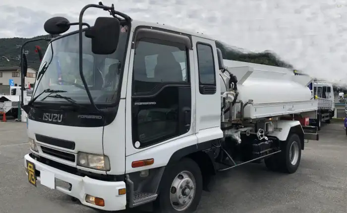 いすゞ フォワード 中型/増トン タンク車 ローリー PB-FRR35D3の中古トラック画像1