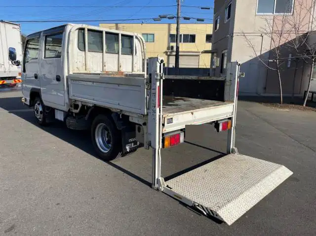いすゞ エルフ 小型 平ボディ Wキャブ パワーゲートの中古トラック画像5