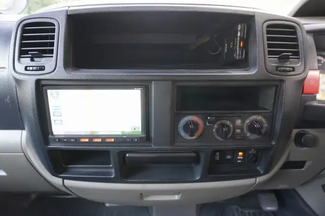 日産 アトラス 小型 平ボディ Wキャブ TKG-SZ2F24の中古トラック画像14