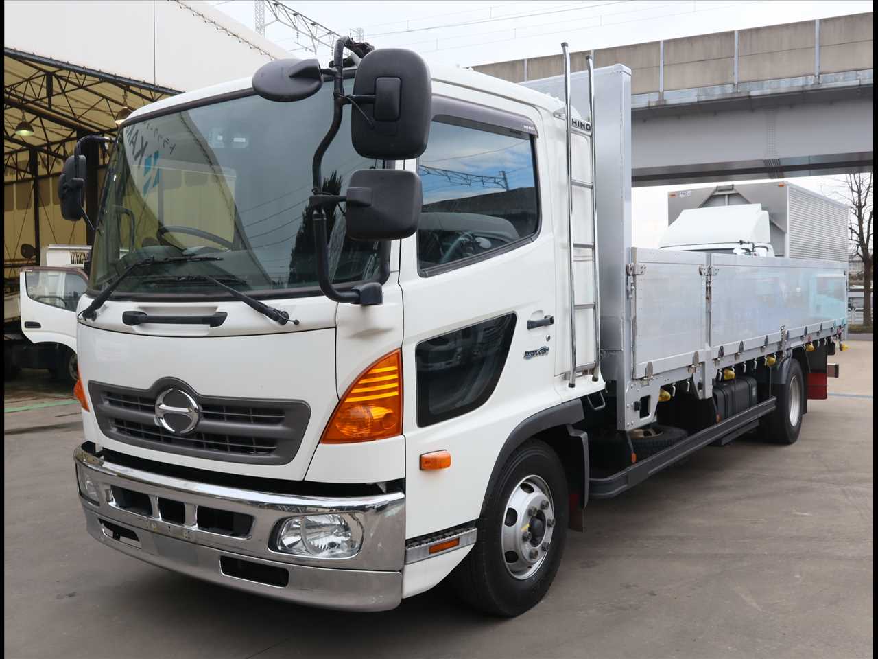 日野 レンジャー 中型/増トン 平ボディ 標準 TKG-FD9JLAG