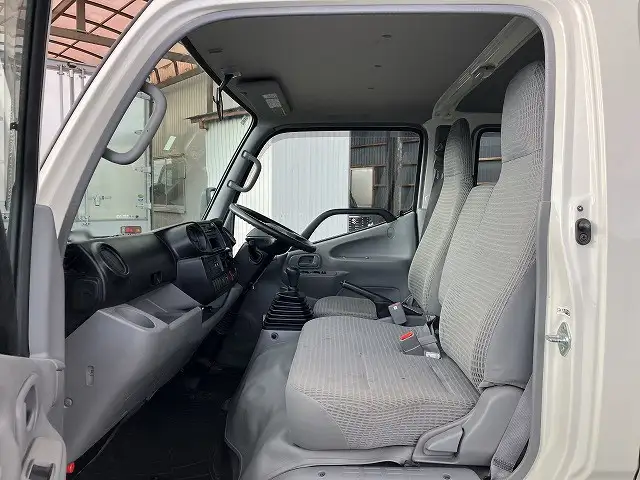 トヨタ ダイナ 小型 平ボディ Wキャブ TKG-XZU695の中古トラック画像9