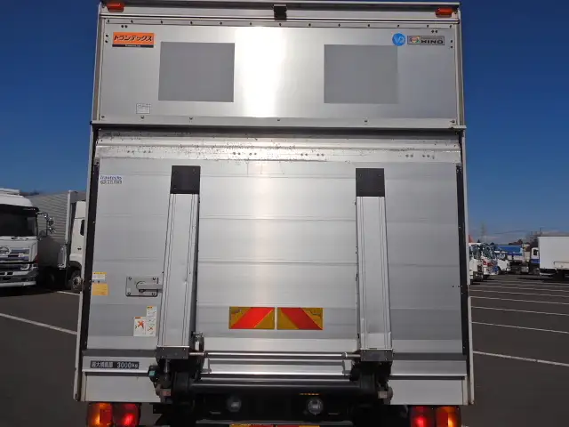 日野 レンジャー 中型/増トン アルミバン パワーゲート 床鉄板の中古トラック画像5