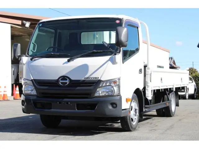 日野 デュトロ 小型 平ボディ  H27 の中古トラック【車両No.180219】