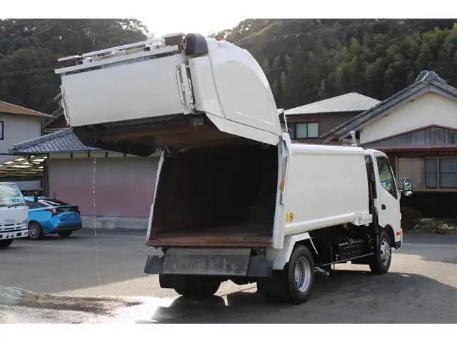 日野 デュトロ 小型 パッカー車 巻き込み式 回転ダンプ式の中古トラック画像3