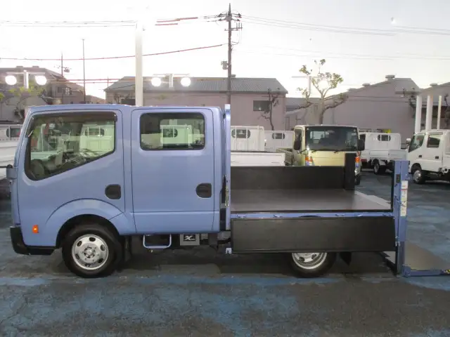 日産 アトラス 小型 平ボディ Wキャブ パワーゲートの中古トラック画像7