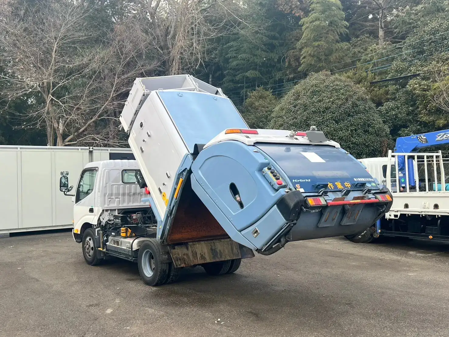 日野 デュトロ 小型 パッカー車 巻き込み式 回転ダンプ式の中古トラック画像6