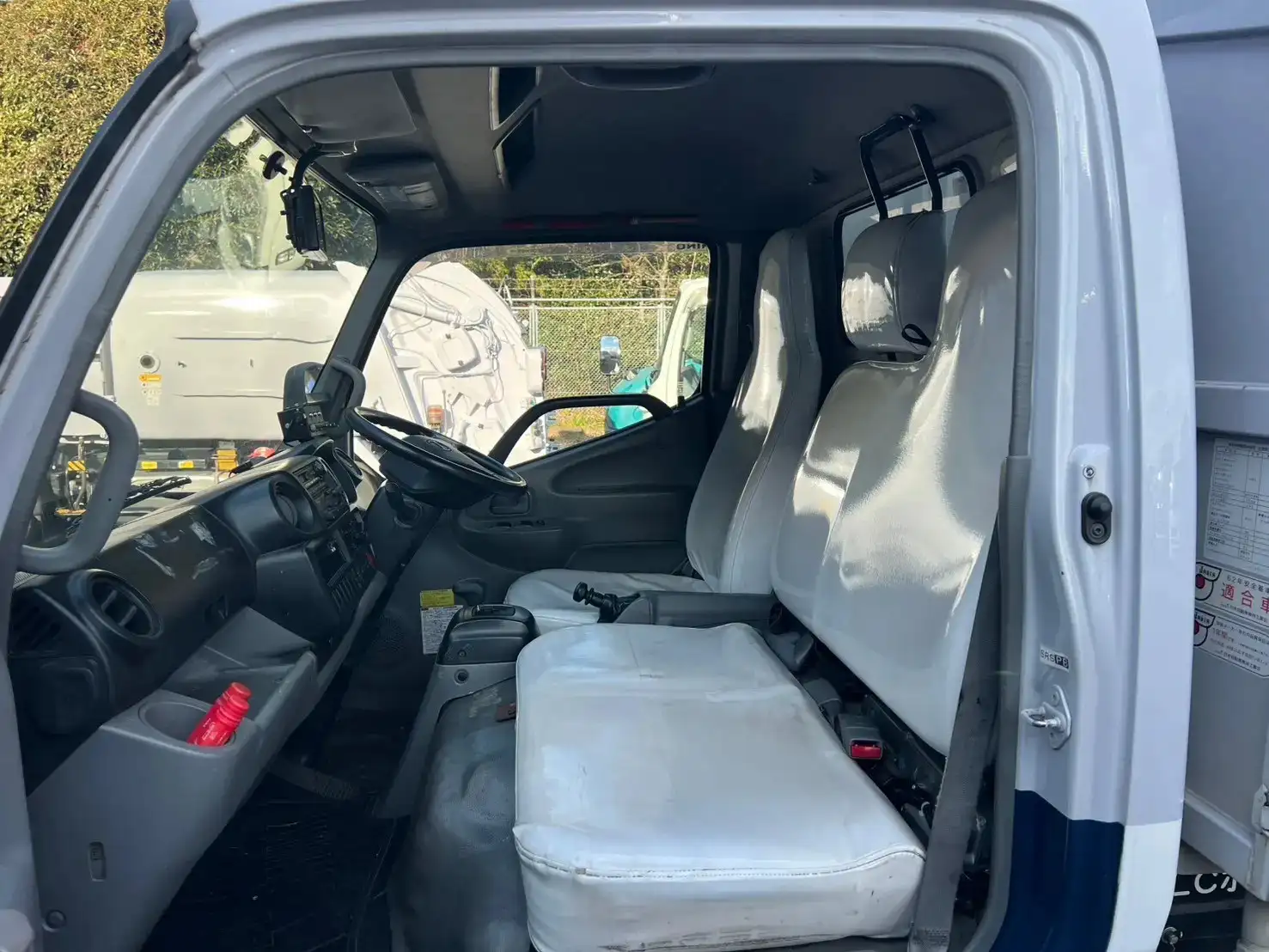 日野 デュトロ 小型 パッカー車 巻き込み式 回転ダンプ式の中古トラック画像13