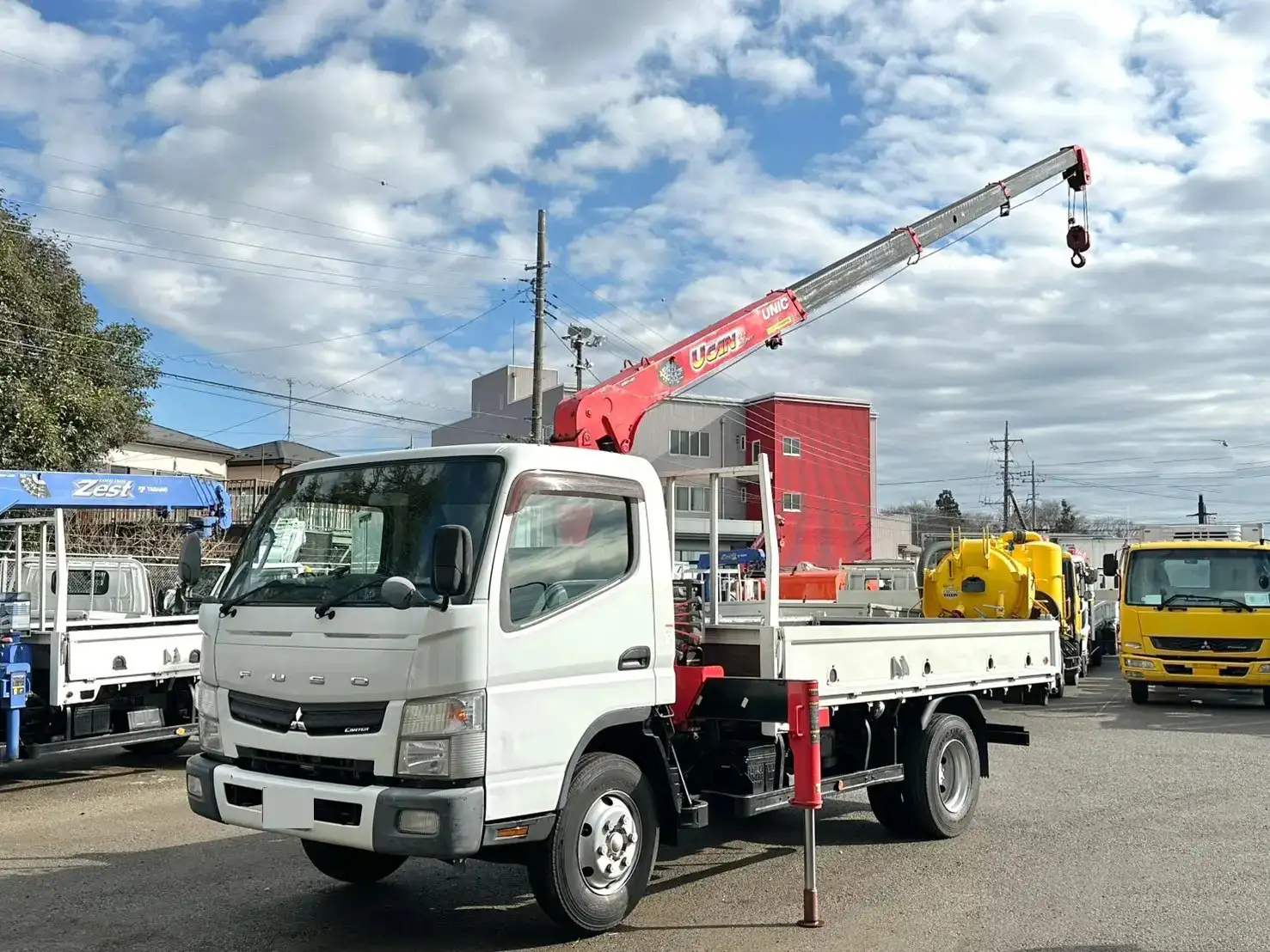 三菱 キャンター 小型 クレーン付 床鉄板 4段の中古トラック画像1
